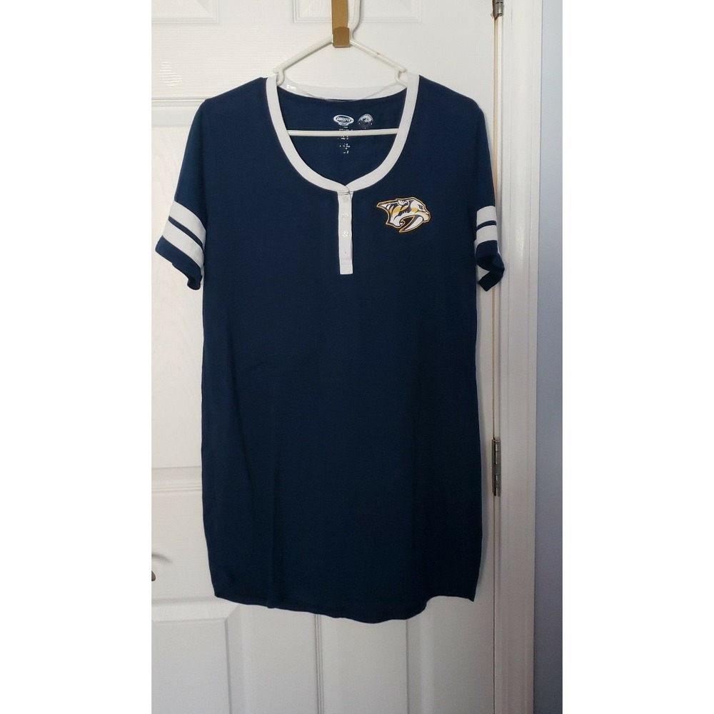 Nashville Predators‎ night shirt Pjs Size Medium